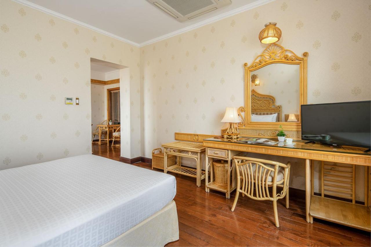Senriver Hotel Дананг Экстерьер фото